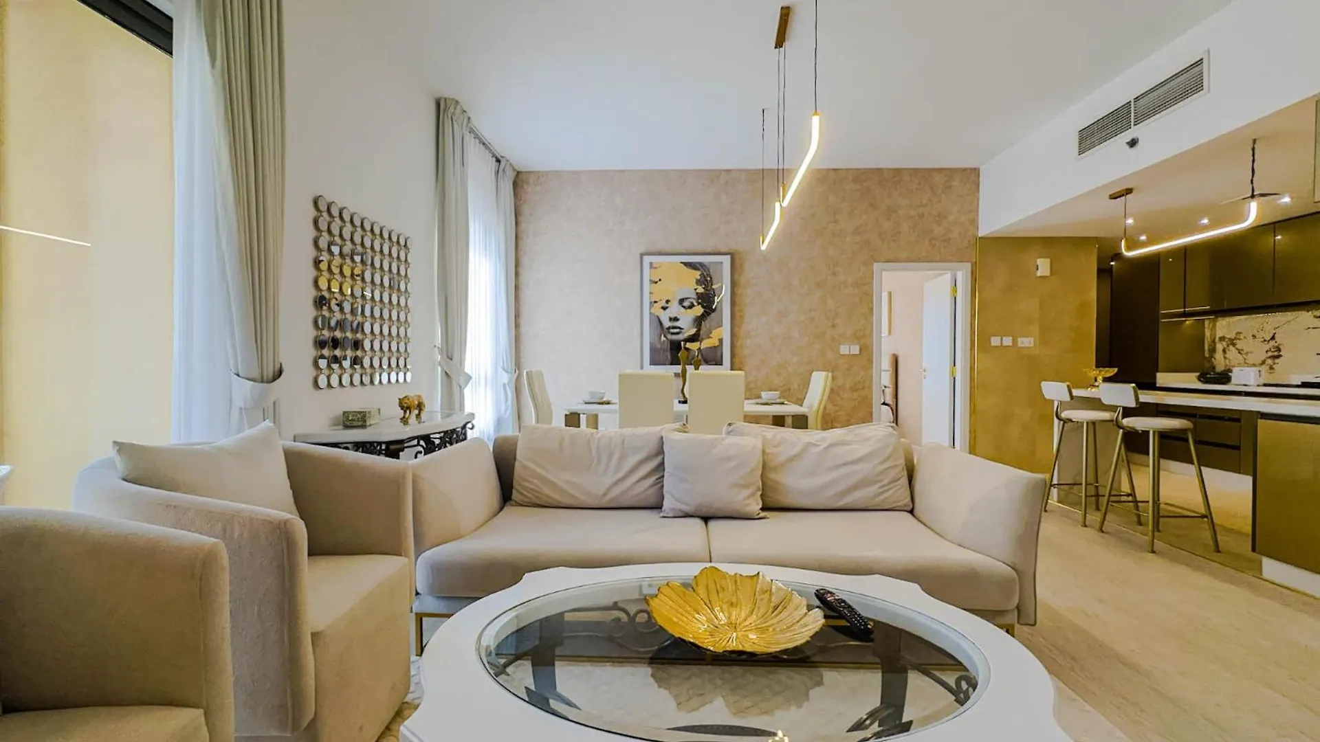 Beachfront Bliss 2Br Apartment In Shams 2 Dubai